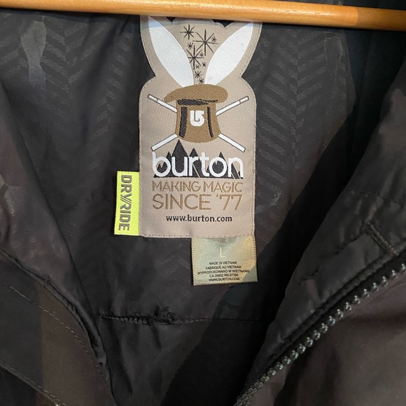 Burton Dry Ride Snowboard/Ski coat. Women’s large. - Picture 2 of 4